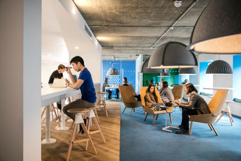 English school in London Kaplan